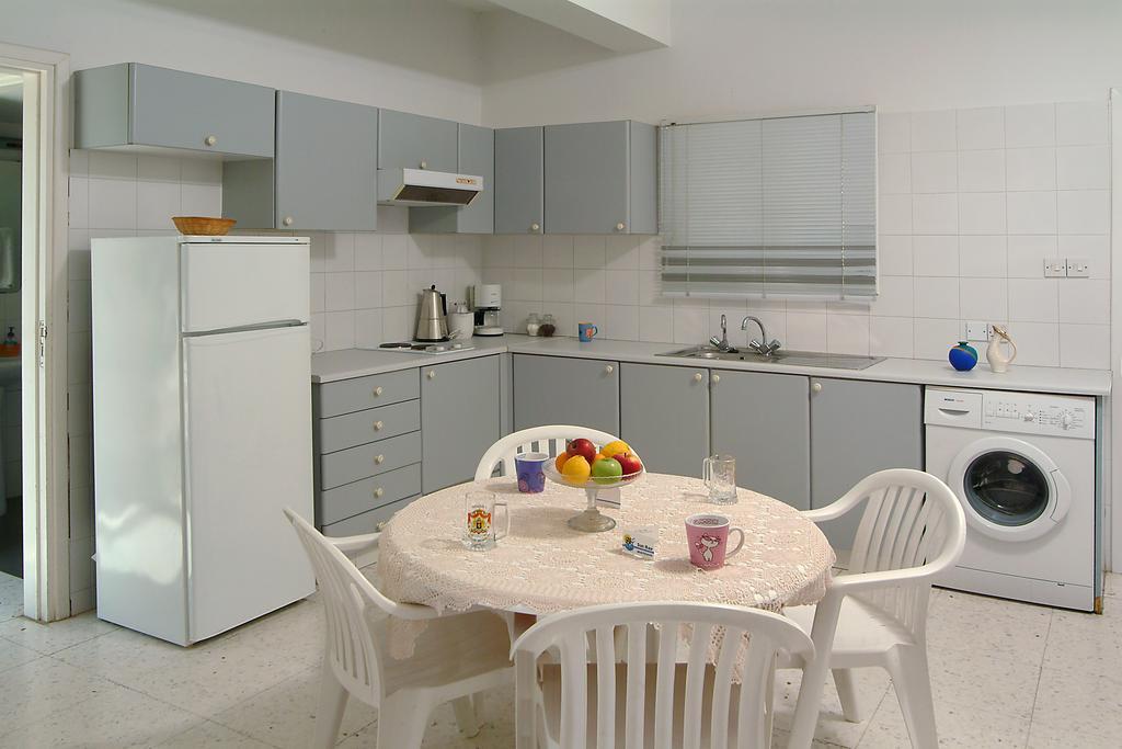 Sunbay Apartments Pyla Exterior photo